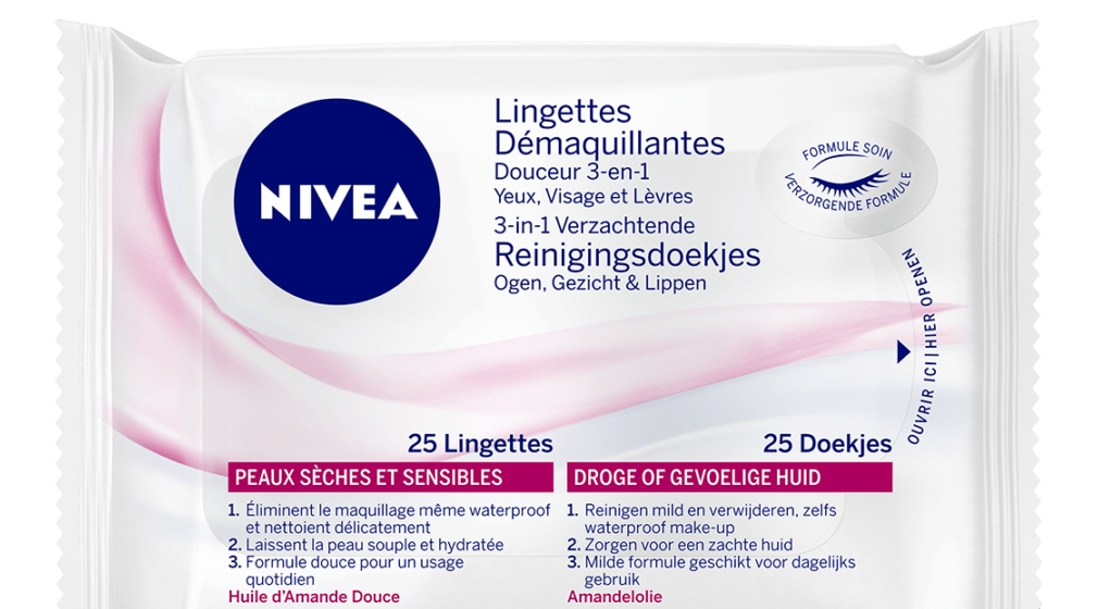 NIVEA Lingettes Démaquillantes Douceur 3-en-1 (4 x 25 ST), Démaquillant  3-en-1 peaux sèches et sensibles à l'huile d'amande douce, Nettoyant  visage, yeux & lèvres : : Beauté et Parfum