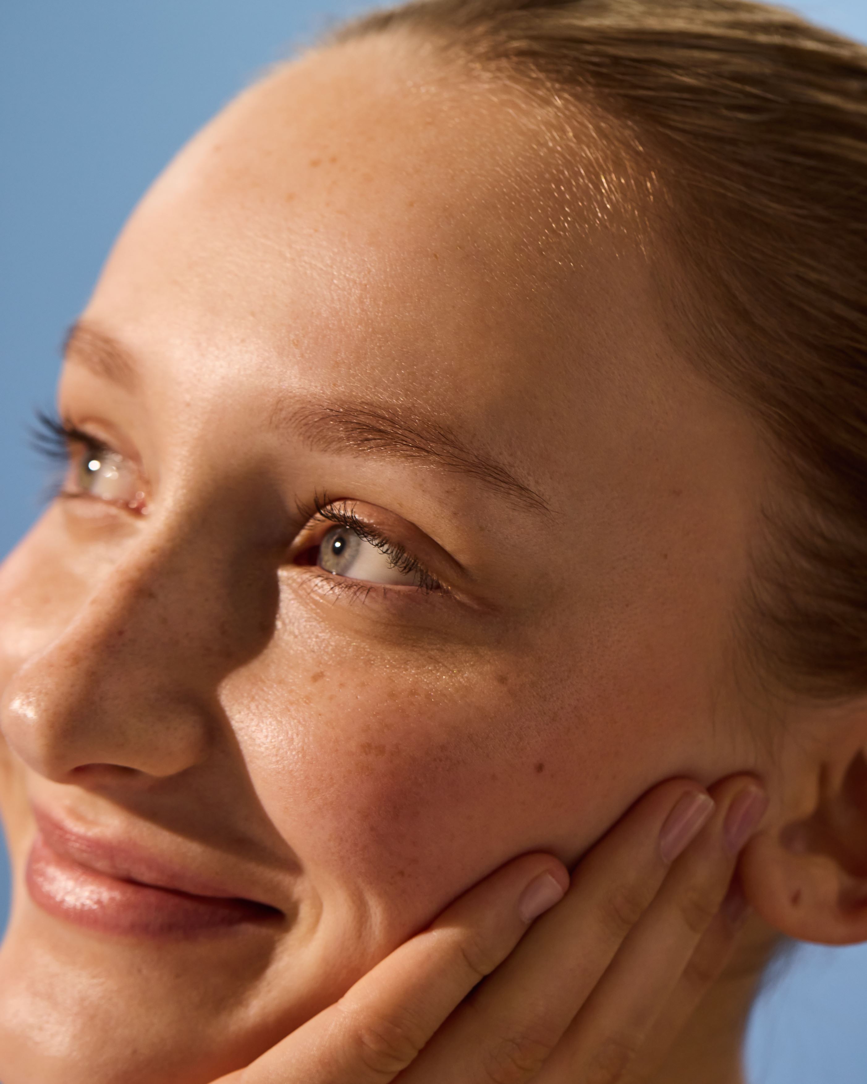 close-up-skin-leaf-womans-face