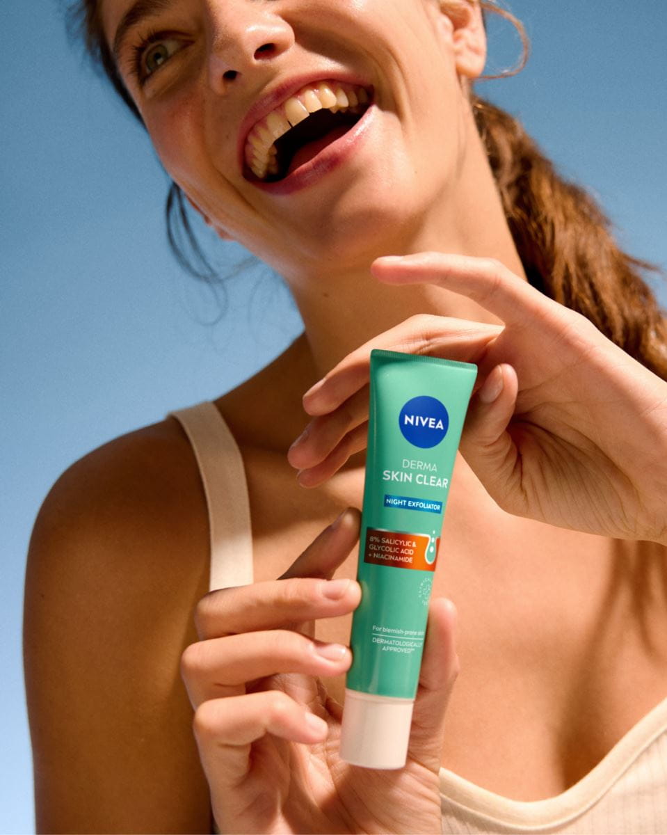 NIVEA Derma Skin Clear Chemisches Nachtpeeling