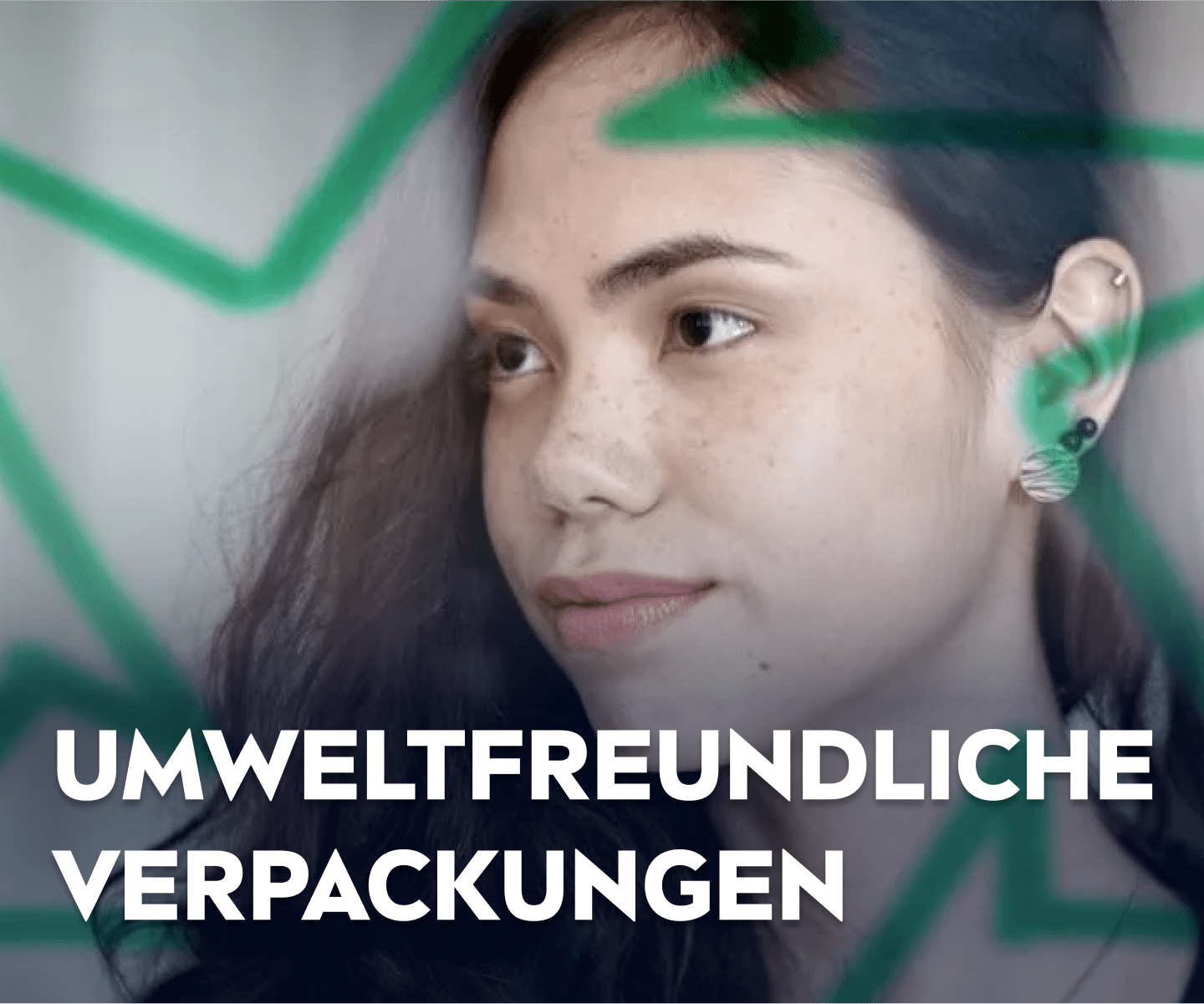 Frau konzipiert umweltfreundliche Verpackung