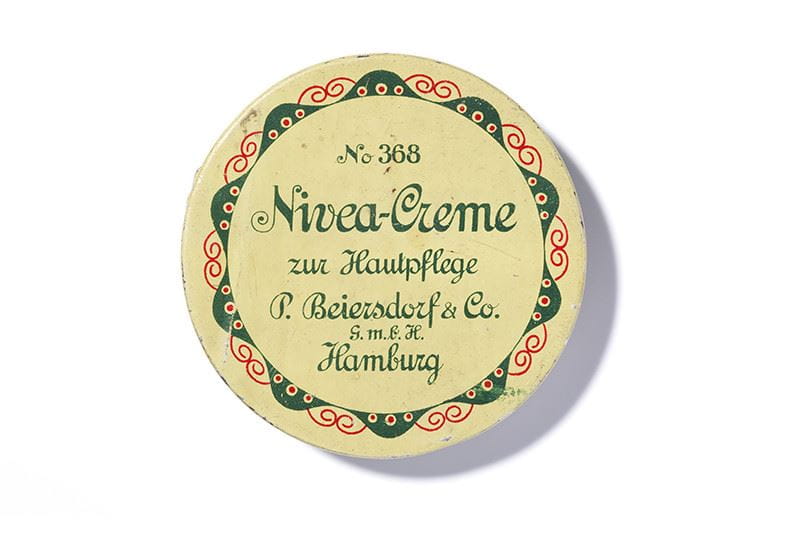 Boîte de crème NIVEA en 1922