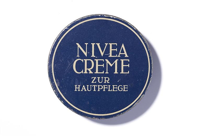 Boîte de crème NIVEA en 1928