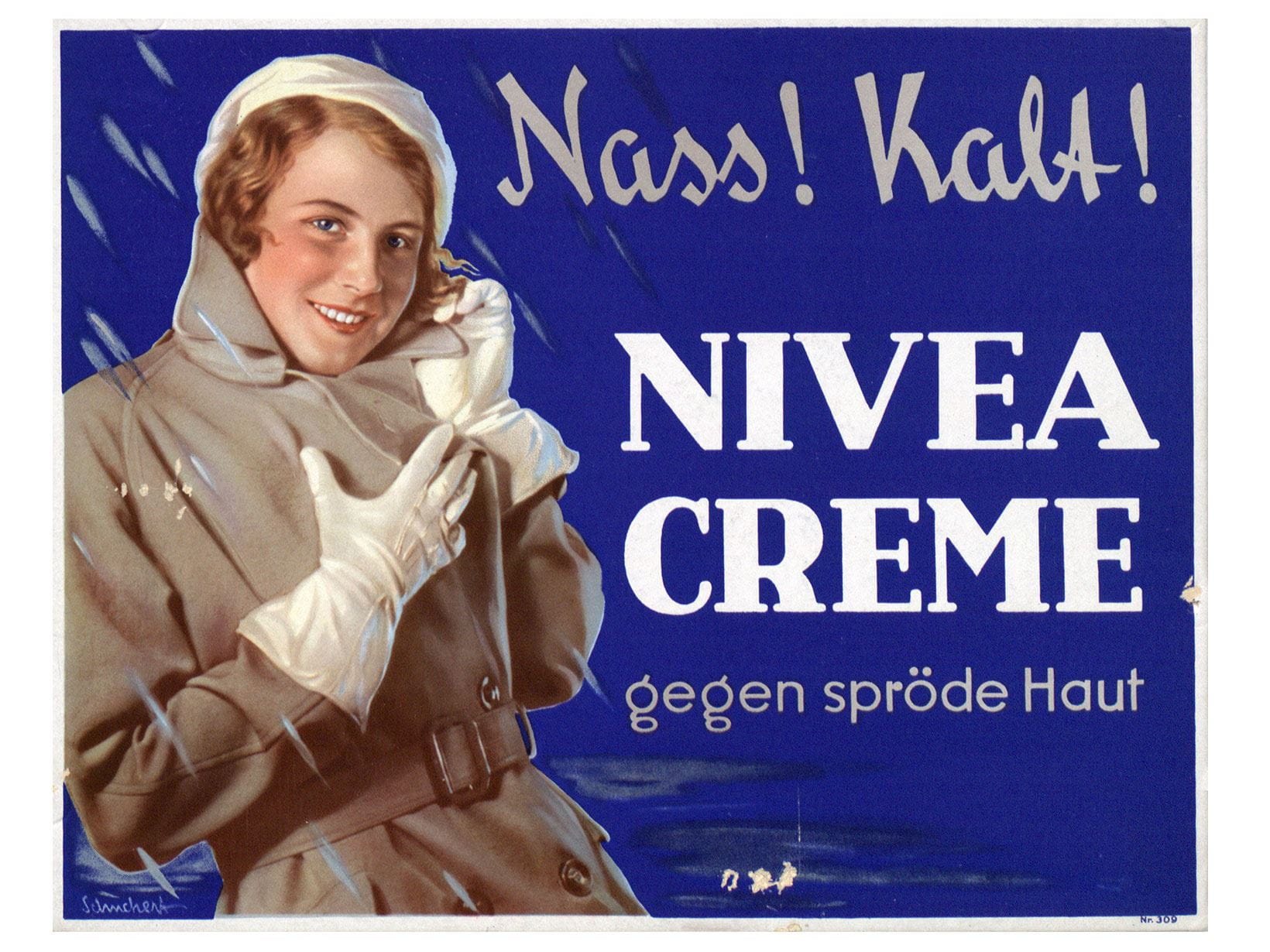 Даже в дождь и в холод NIVEA нежно защищает вашу кожу. Рекламный плакат, 1932 г.