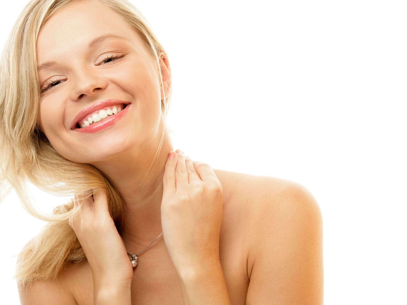 woman learning how to use body lotion