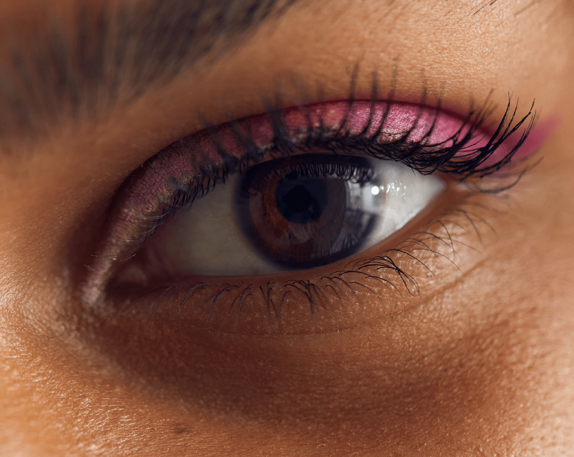 Sombras de ojos: cómo aplicarlas con los dedos con un resultado profesional
