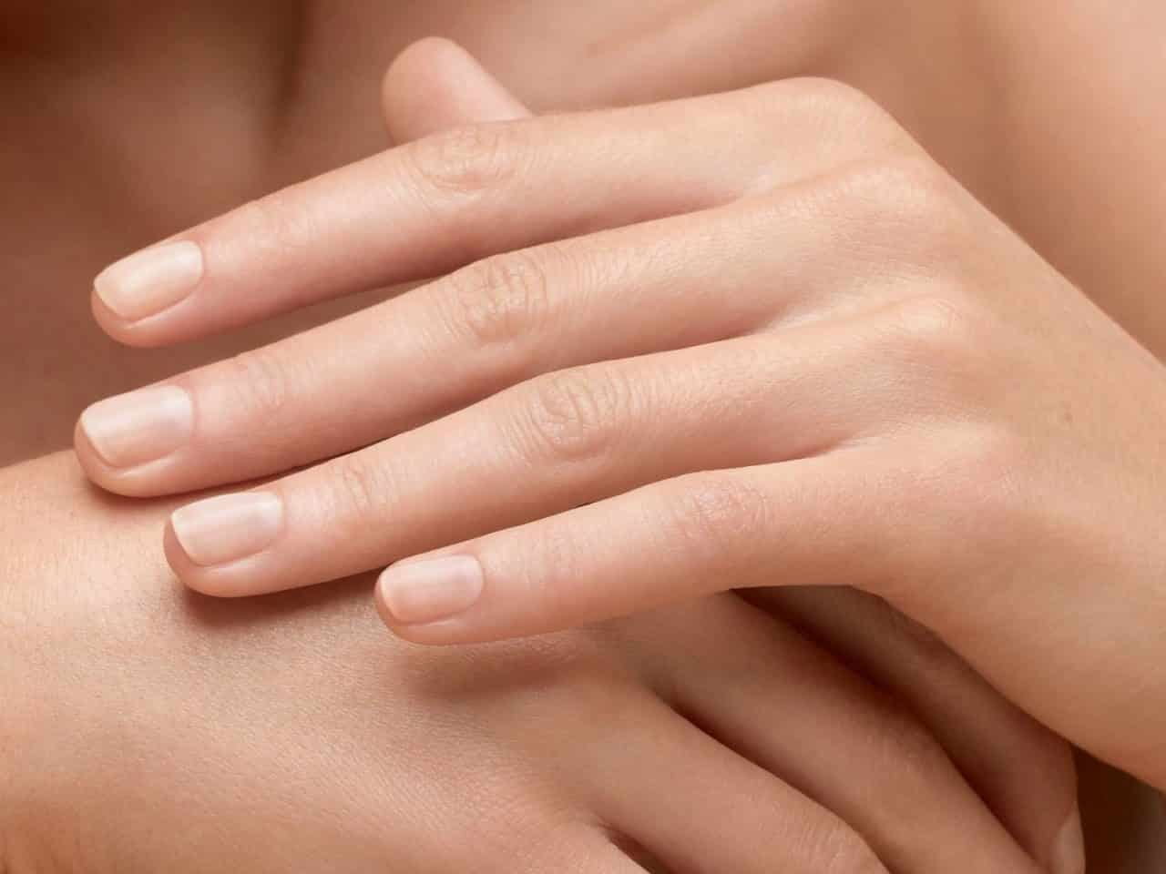 SPOTS ON YOUR NAILS ARE CAUSED BY A LACK OF CALCIUM