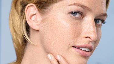 HOW WEATHER CAUSES DRY SKIN