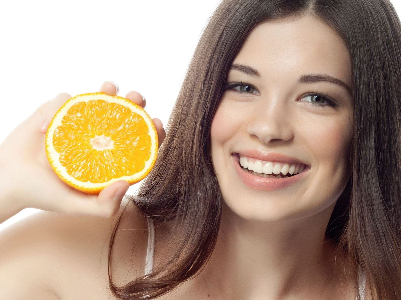 Витамин С, портокал, здрава кожа