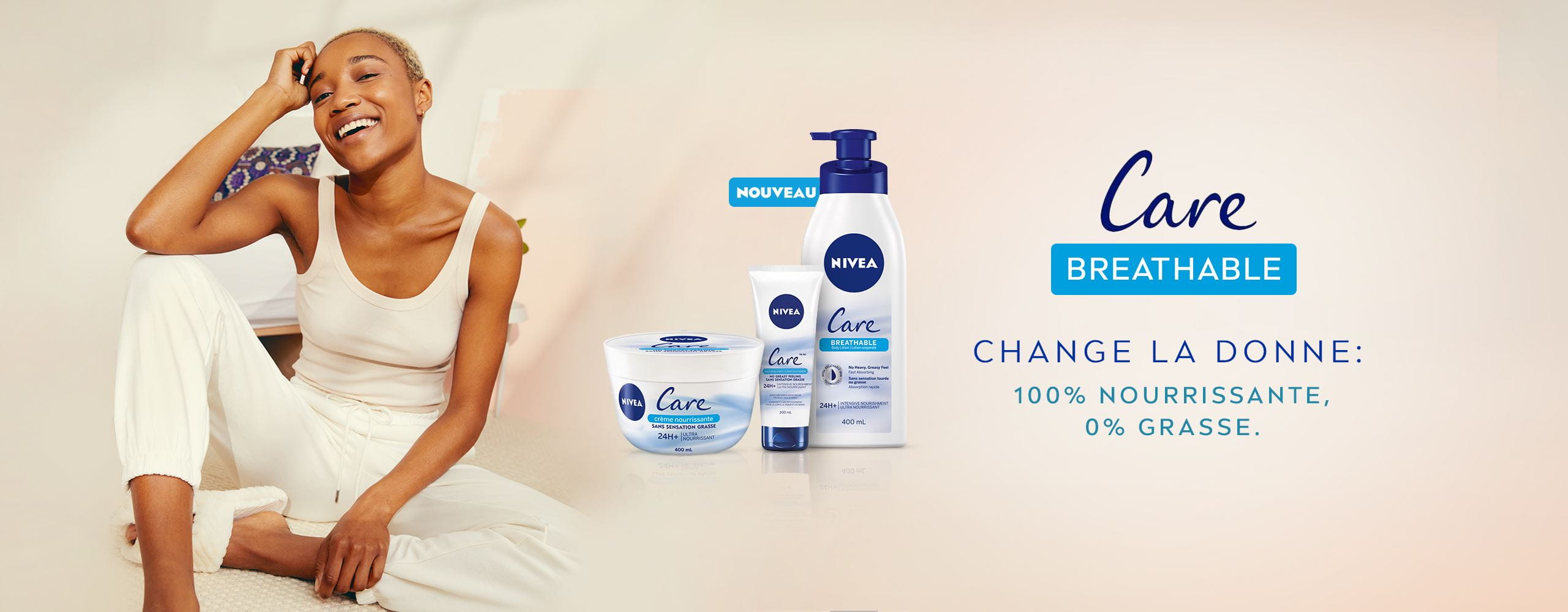 Vue de trois produits Nivea Care Breathable avec texte descriptif et modèle appuyé contre un oreiller bleu sur fond crème.