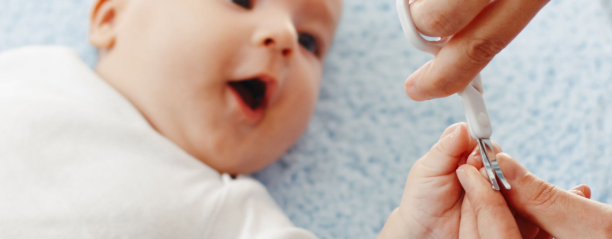 Baby-Fingernägel schneiden: Sanft & sicher