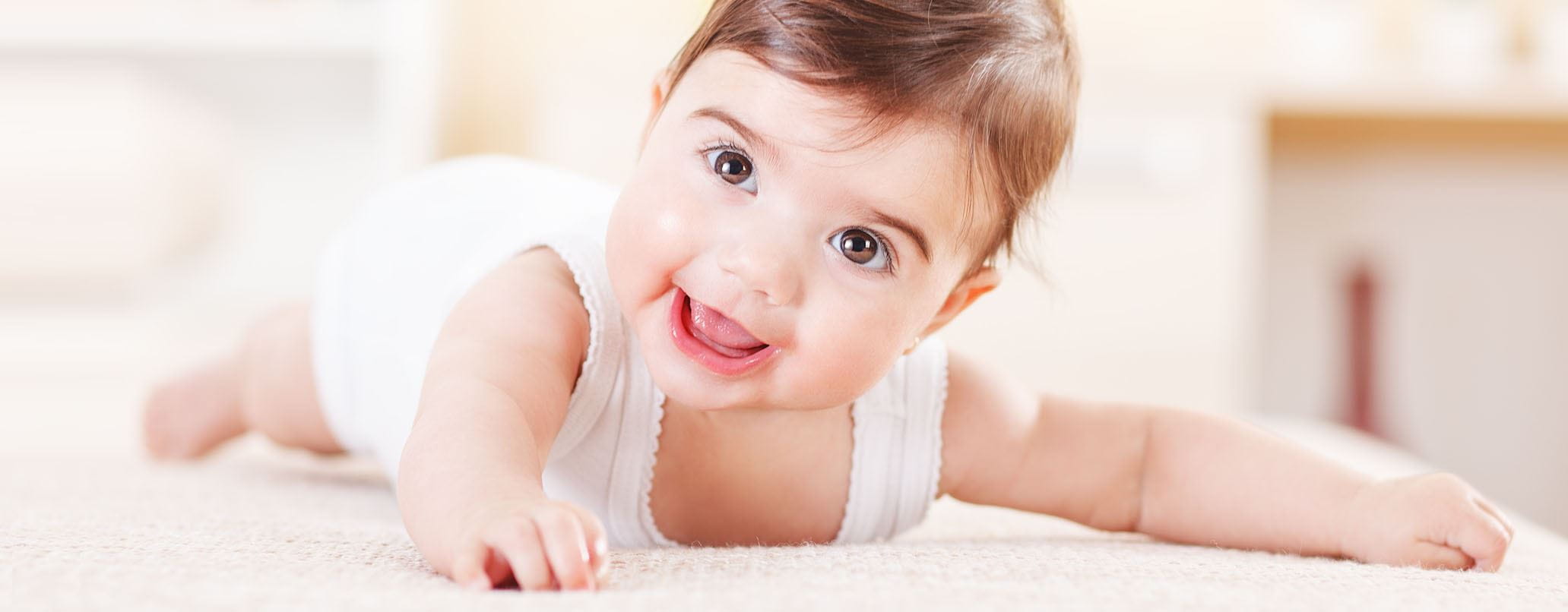 Wie Babys krabbeln lernen – NIVEA
