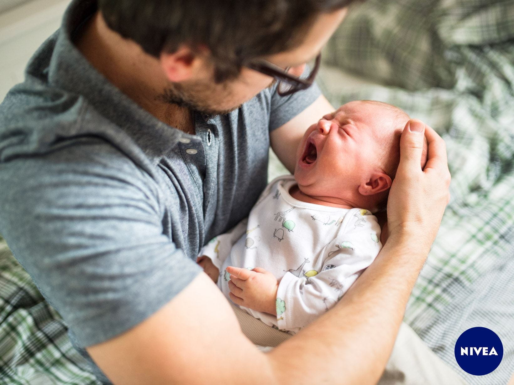 Wenn das Baby schreit: Ein kleiner „Hilferuf“ – NIVEA