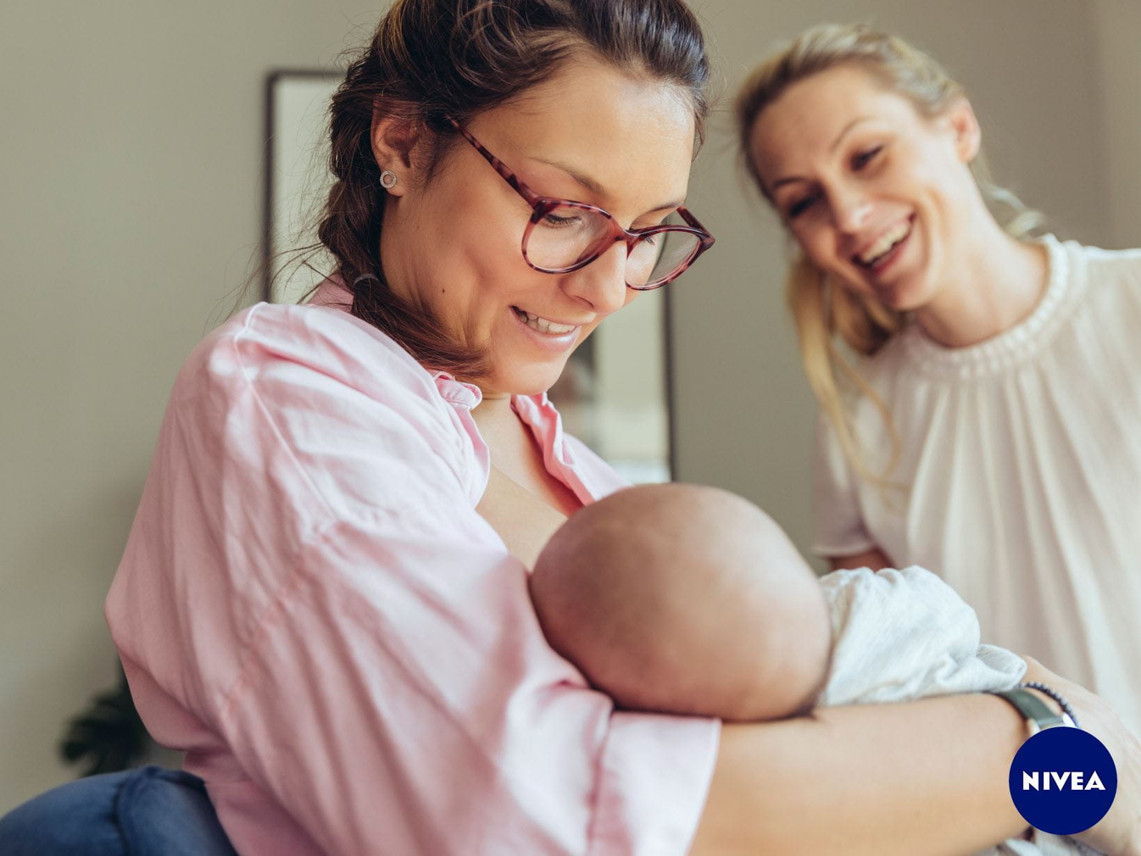 Kleine Pause: Beziehen Sie Familie und Freunde ein, wenn Babys häufig schreien