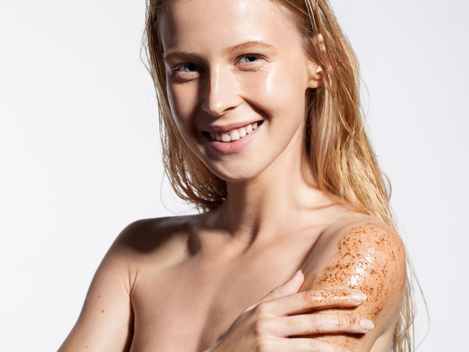 NIVEA: Körperpeeling selber machen – die richtige Pflege für Ihren Hauttyp