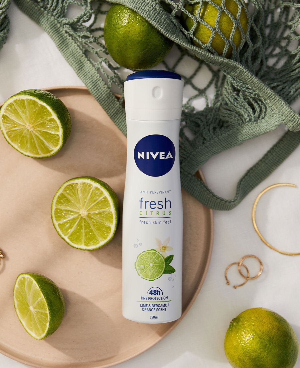 NIVEA Fresh Citrus dezodorans s osvježavajućim mirisom bergamota i limete.