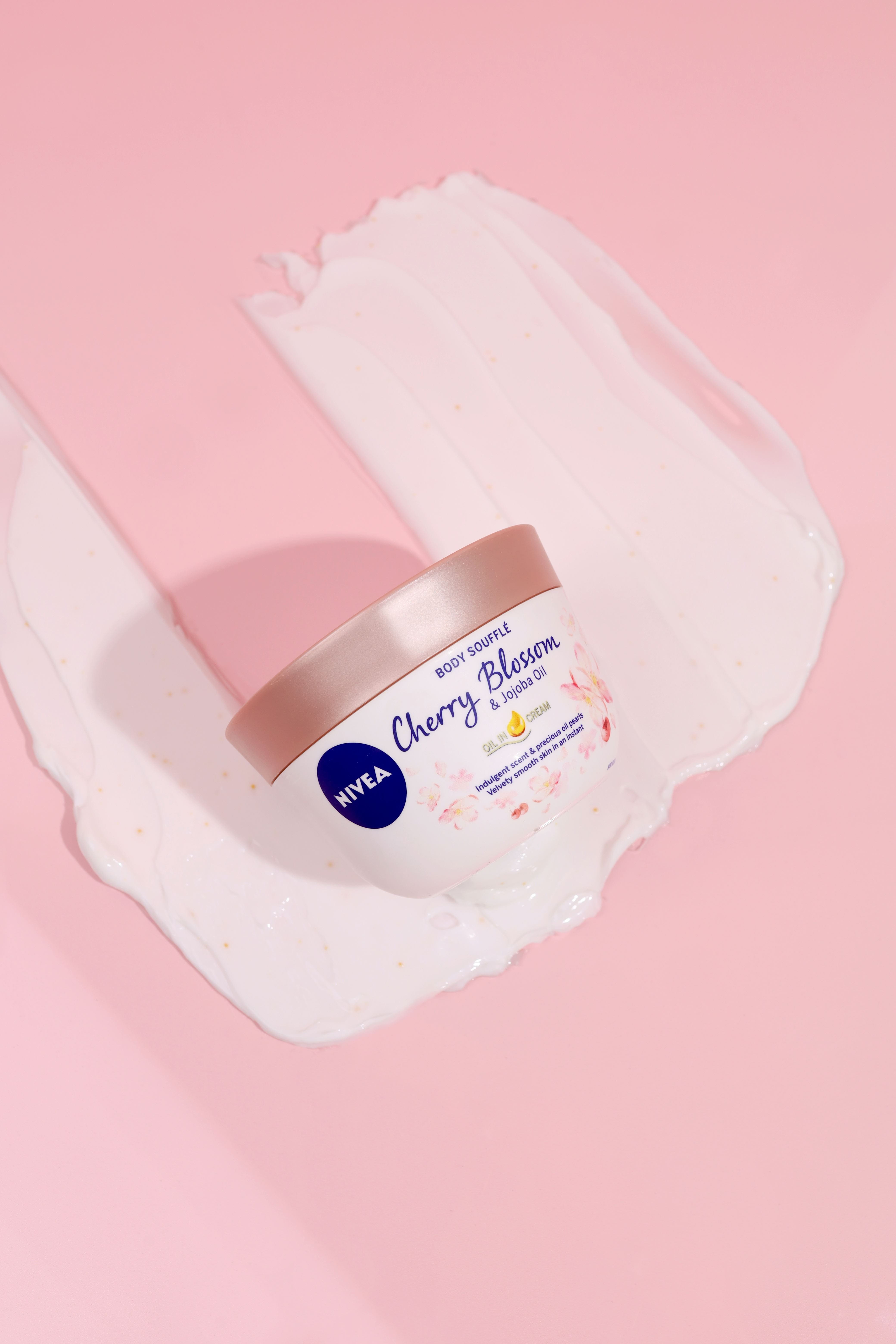 NIVEA Body Crème Souffle 