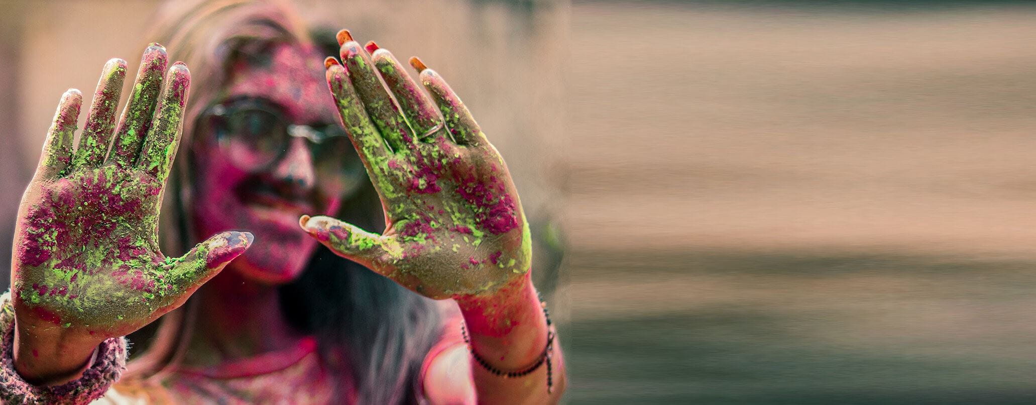 Keeping Your Skin Safe & Healthy Before Holi