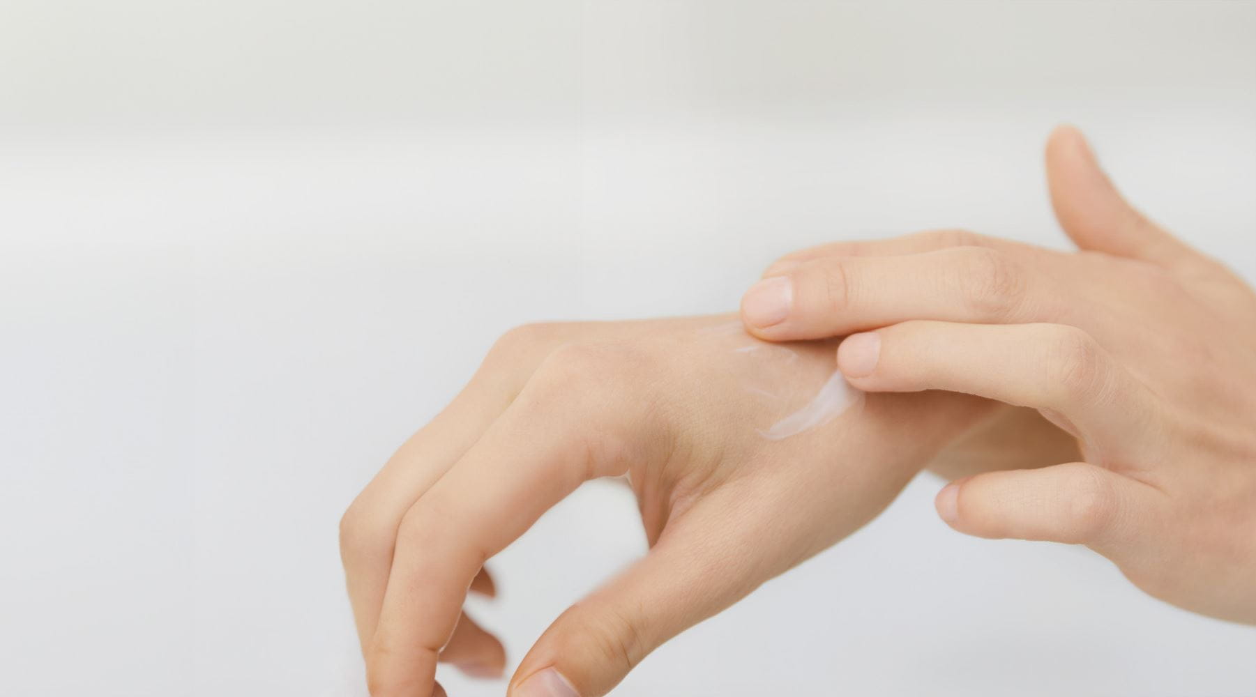 Prurito alle Mani: cause più comuni e rimedi migliori - NIVEA