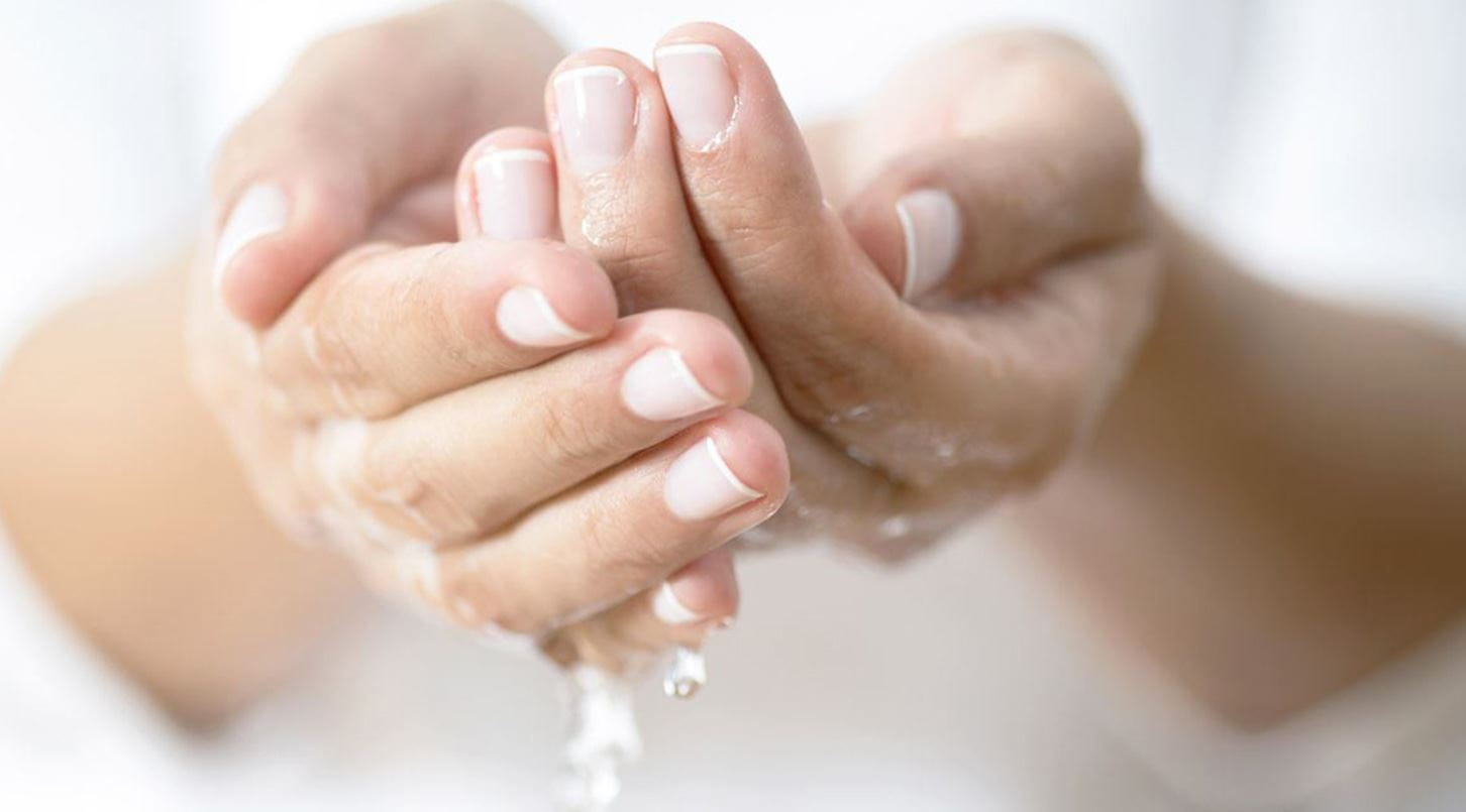 prevenire la diffusione dei virus lavandosi le mani