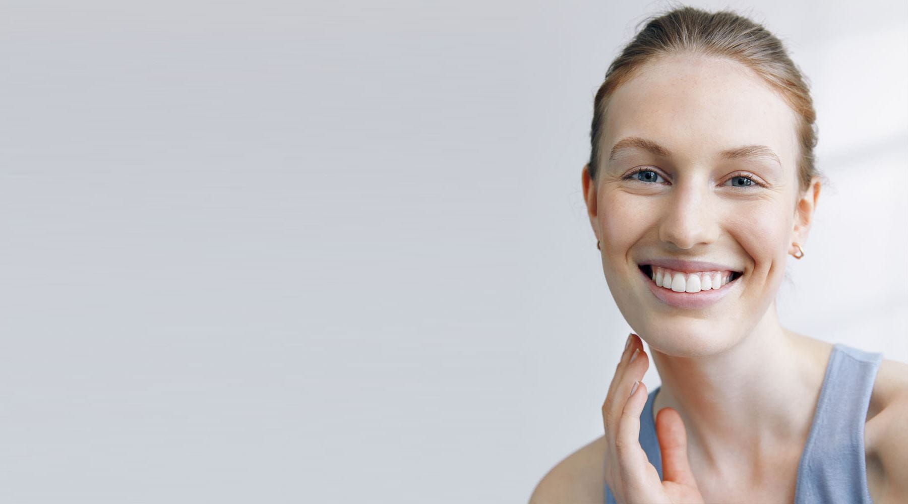 Vi consigliamo un modo semplice e naturale per la pulizia della pelle del  viso