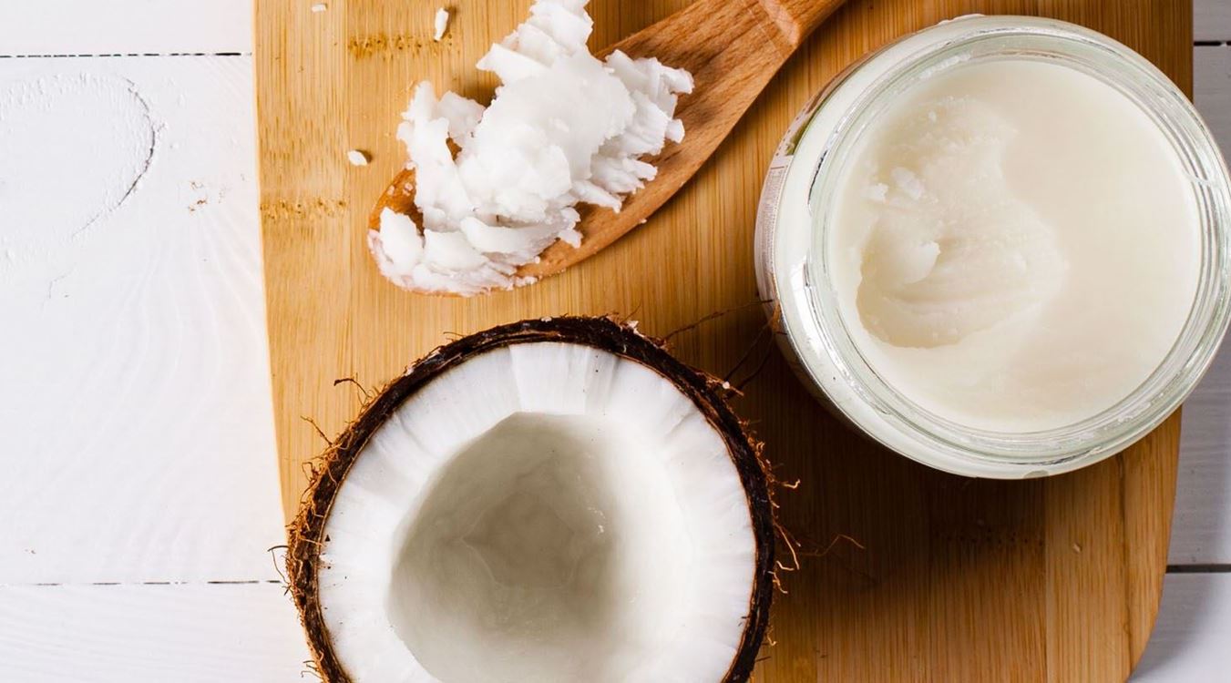 Beweging liter Baan Kokosolie: het effect op de huid | NIVEA