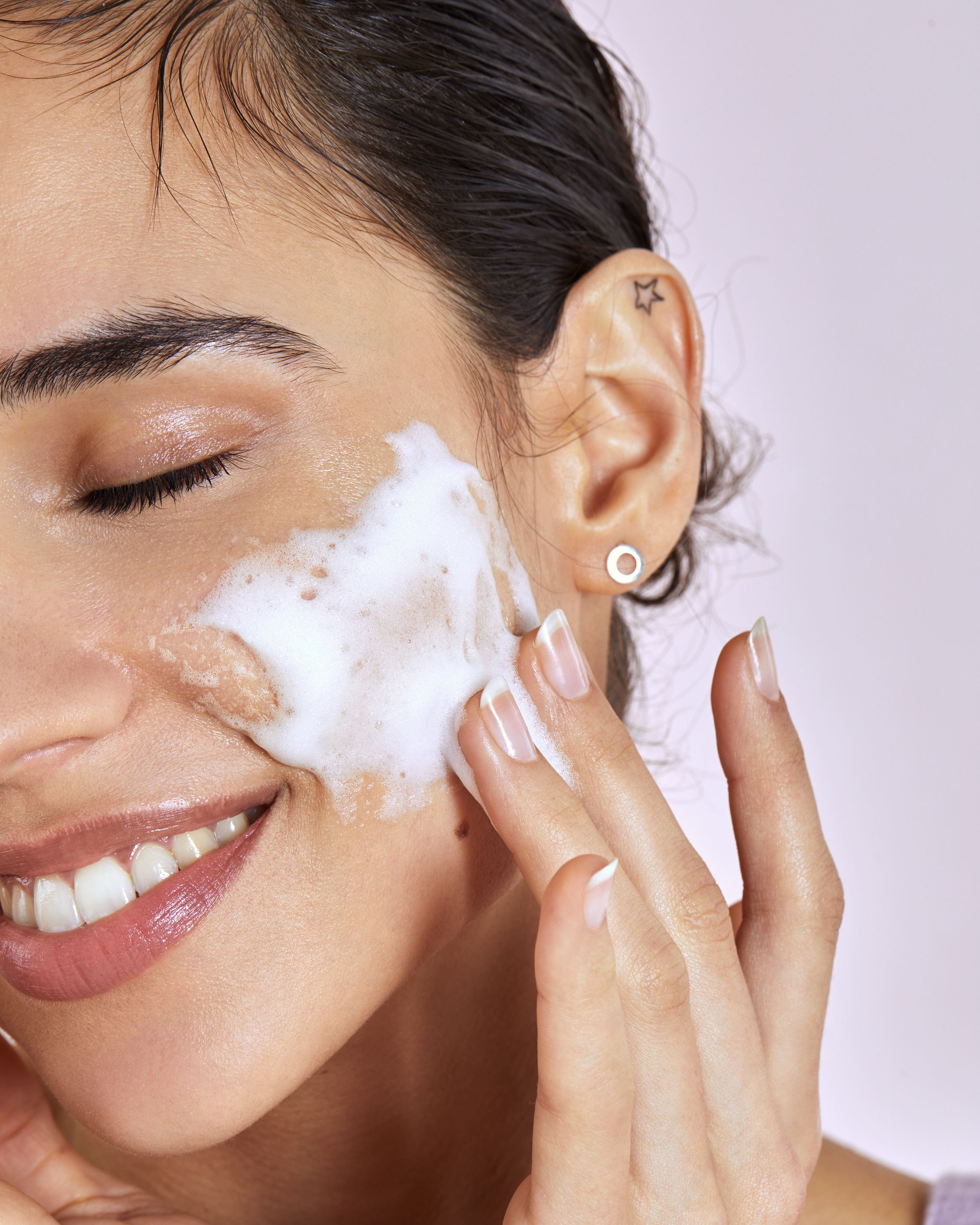 verkwistend Opgetild deze Gezichtszeep: reinig je gezicht met een cleansing bar | NIVEA