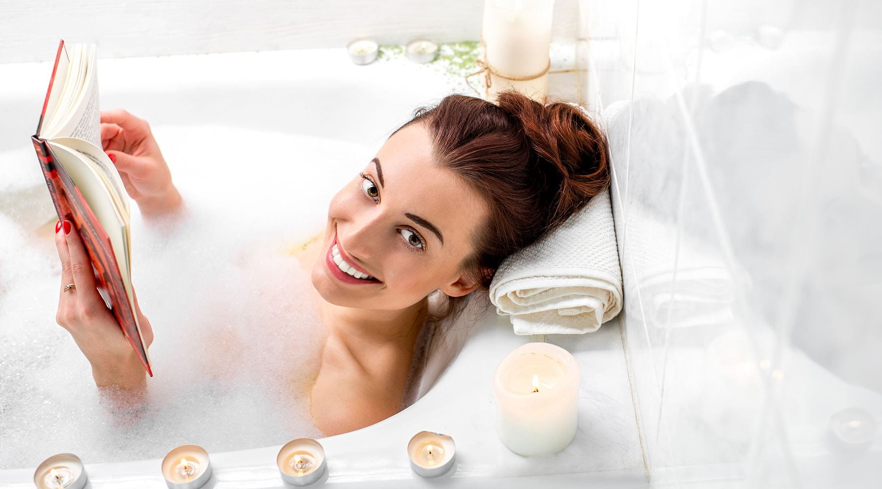 7 przepisów na relaksującą i odżywczą kąpiel w wannie